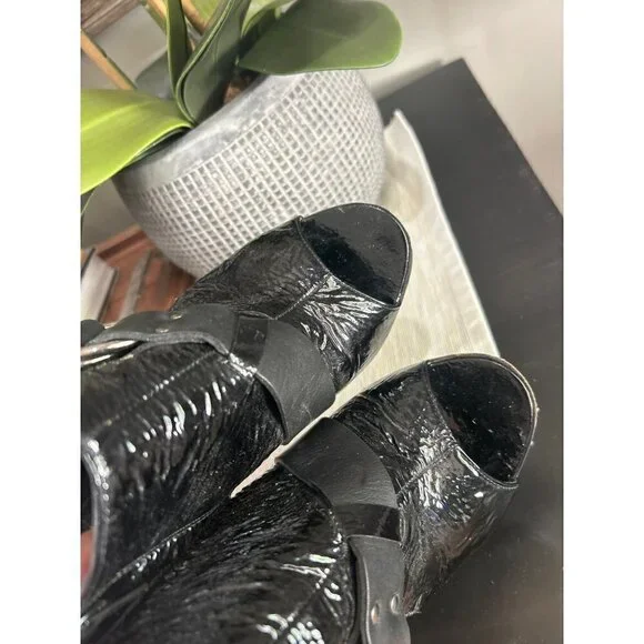 Givenchy Patent Leather Peep Toe Ankle Booties Black Womens Size 7 - Picture 5 of 11